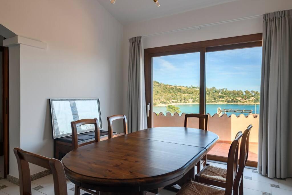 Amazing View - Exclusive Apartment Portu Frailis Àrbatax Esterno foto