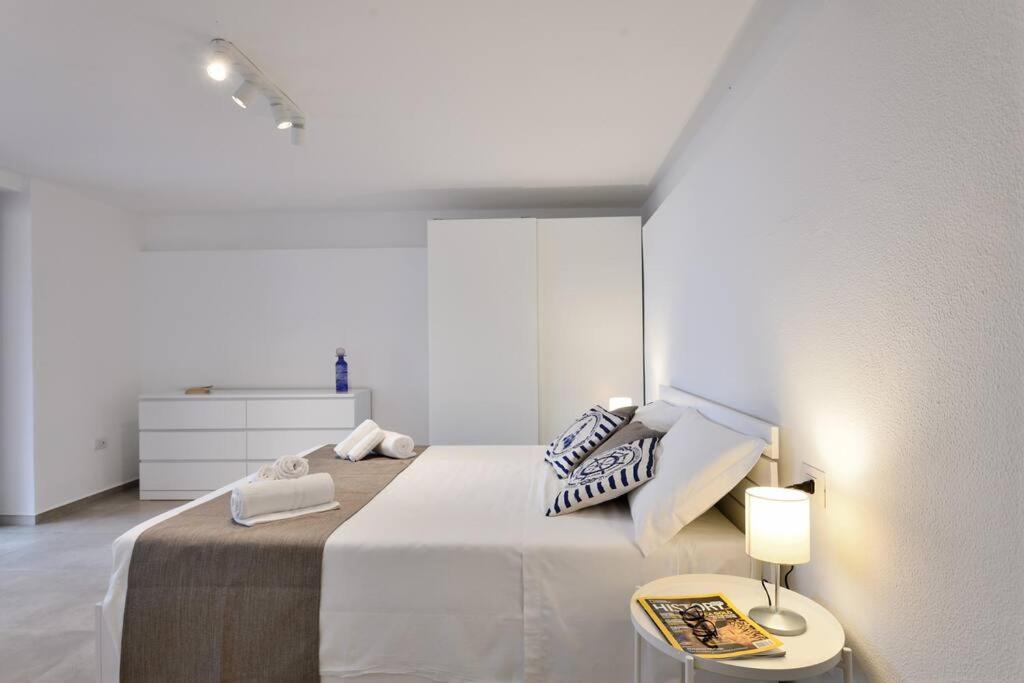 Amazing View - Exclusive Apartment Portu Frailis Àrbatax Esterno foto