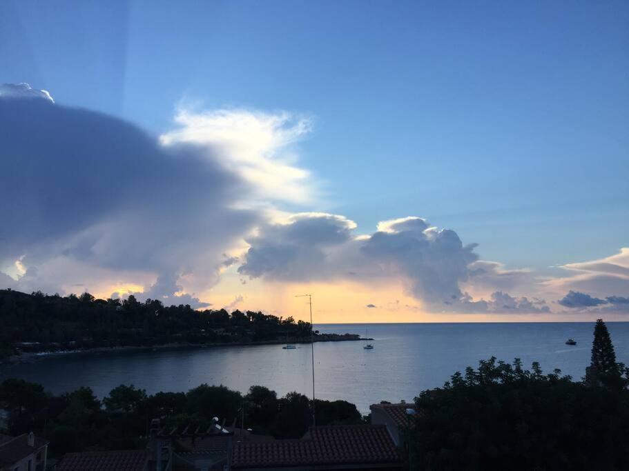 Amazing View - Exclusive Apartment Portu Frailis Àrbatax Esterno foto